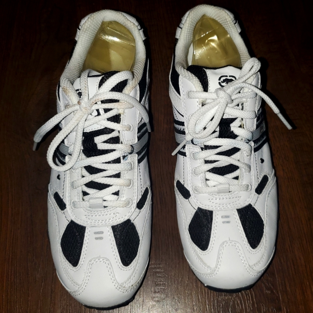 Marc Ecko Donna White and Black Shoes